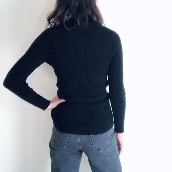 Black ribbed cashmere turtleneck sweater - Picture 6 of 14